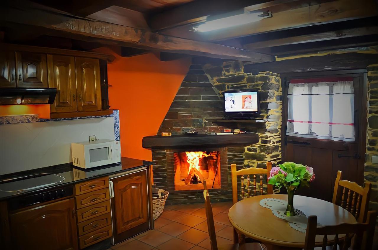 Casa Freixe Apartamentos Rurales Santa Eulalia de Oscos Extérieur photo